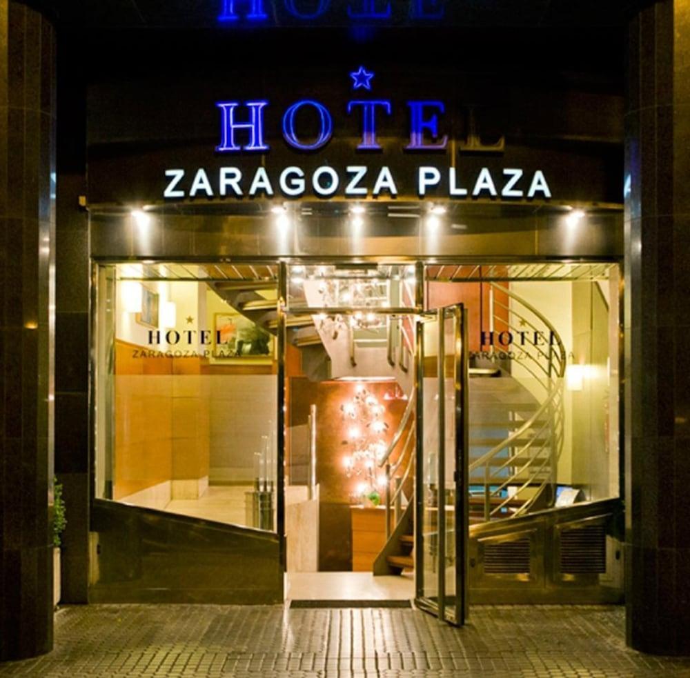 Hotel Zaragoza Plaza San Sebastián Esterno foto